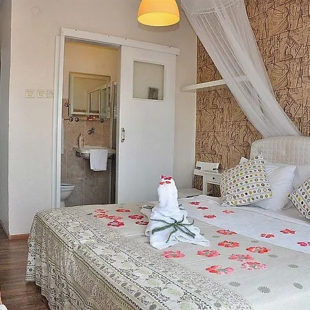 Urkmez Otel