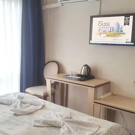 Urkmez Otel 3*