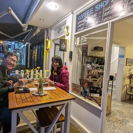 于尔克梅兹酒店 3*