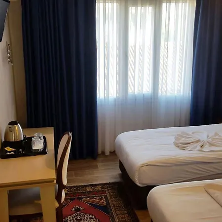 Urkmez Hotel 3*