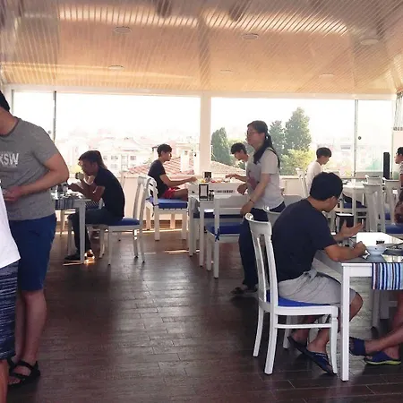 于尔克梅兹酒店