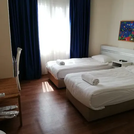 于尔克梅兹酒店 酒店