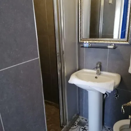 于尔克梅兹酒店 塞尔丘克