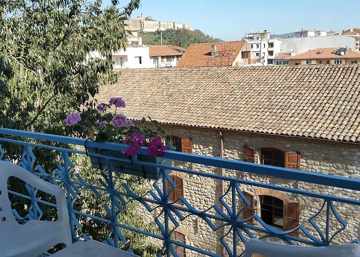 于尔克梅兹酒店 3*